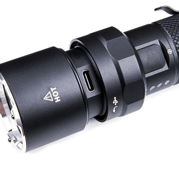 P91 - Lampe Torche Tactique - 5000 Lumens