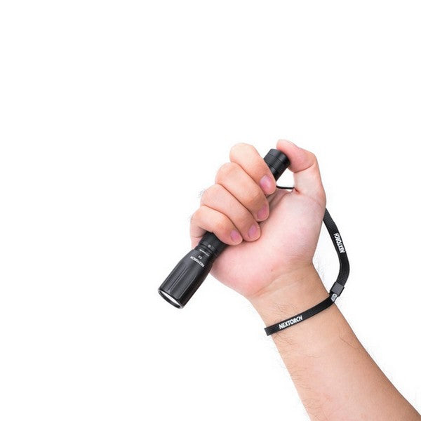 C2 - Lampe torche EDC - 250 Lumens