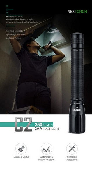 C2 - Lampe torche EDC - 250 Lumens